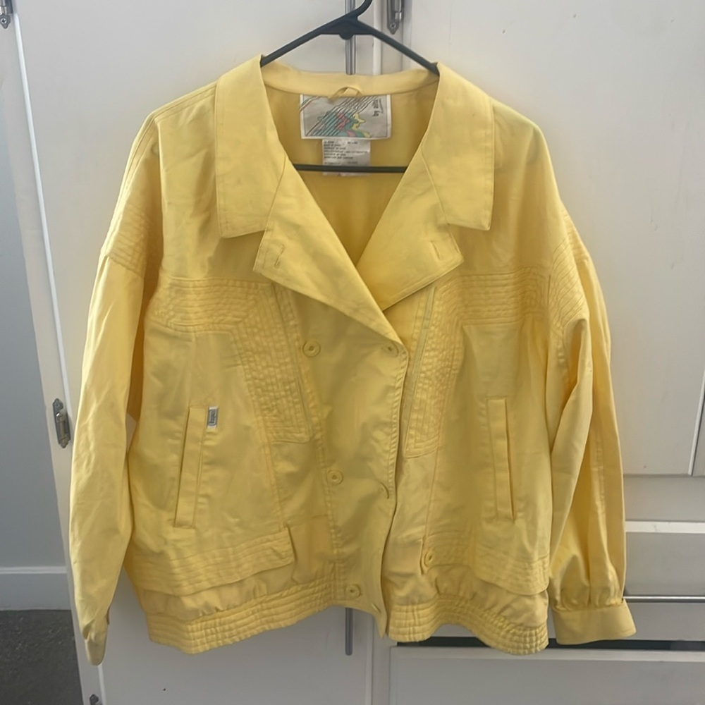 Ispo Vintage Style NWOT by Alto Sportswear Unisex Yellow Jacket